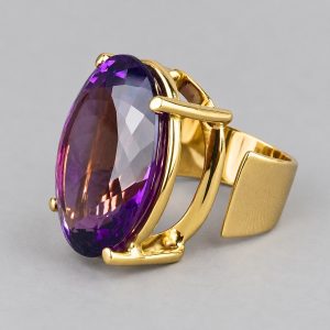 anillo fondo gris claro 2